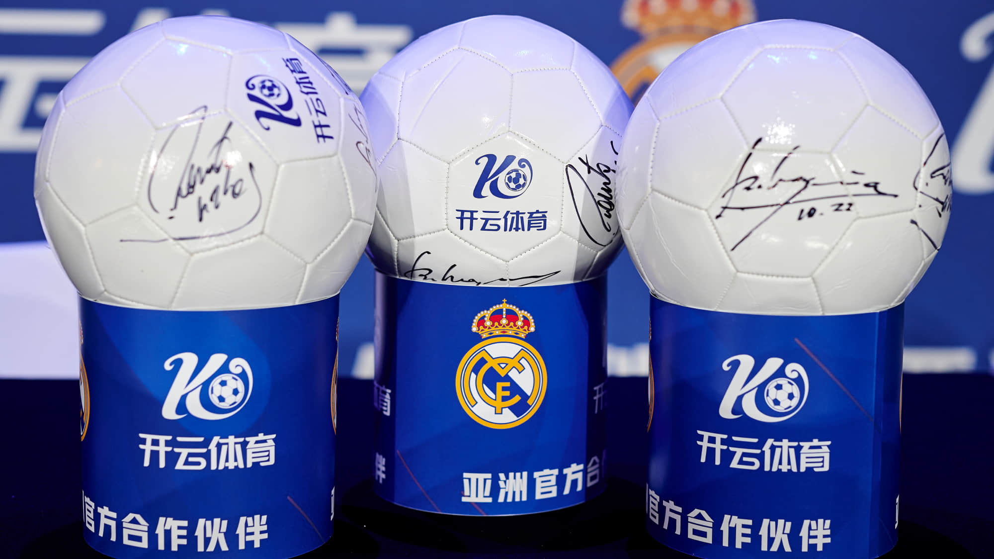 贵州12岁跳水小将模仿C罗庆祝动作：他没进球时不会感到气馁